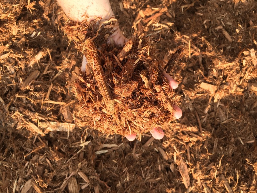 Cedar Mulch Bags (2 Cubic Feet)