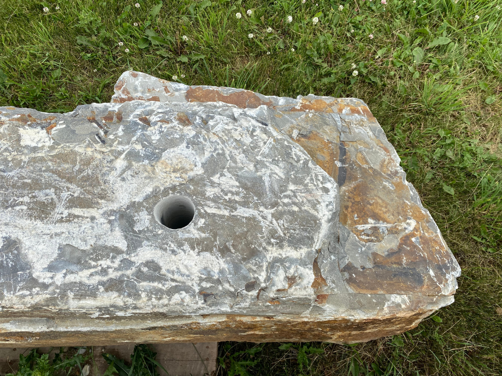 Kendall Bubbler Address Rock